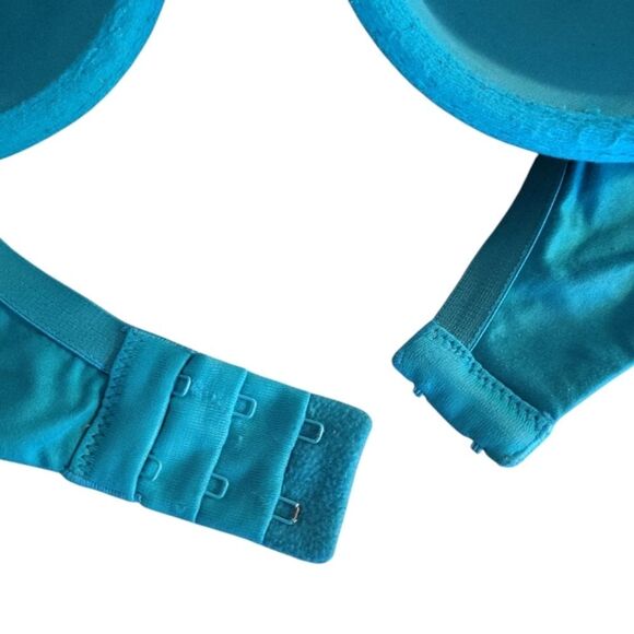Victoria's Secret 2011 Teal Lined Smooth Demi Bra Size 38C - Picture 9 of 10
